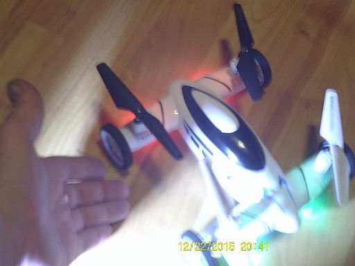  Size of product w/hand to show scale