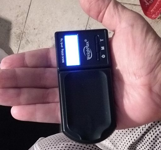  Size of product w/hand to show scale