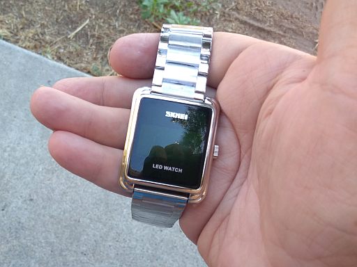  Size of product w/hand to show scale