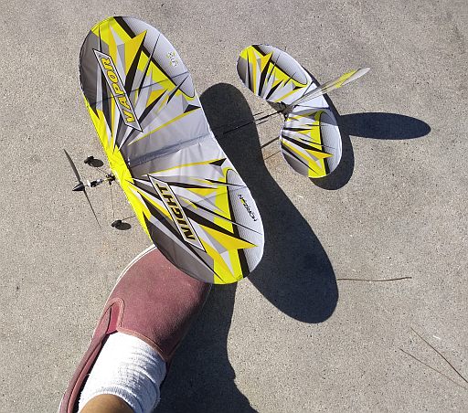  Size of product w/hand to show scale